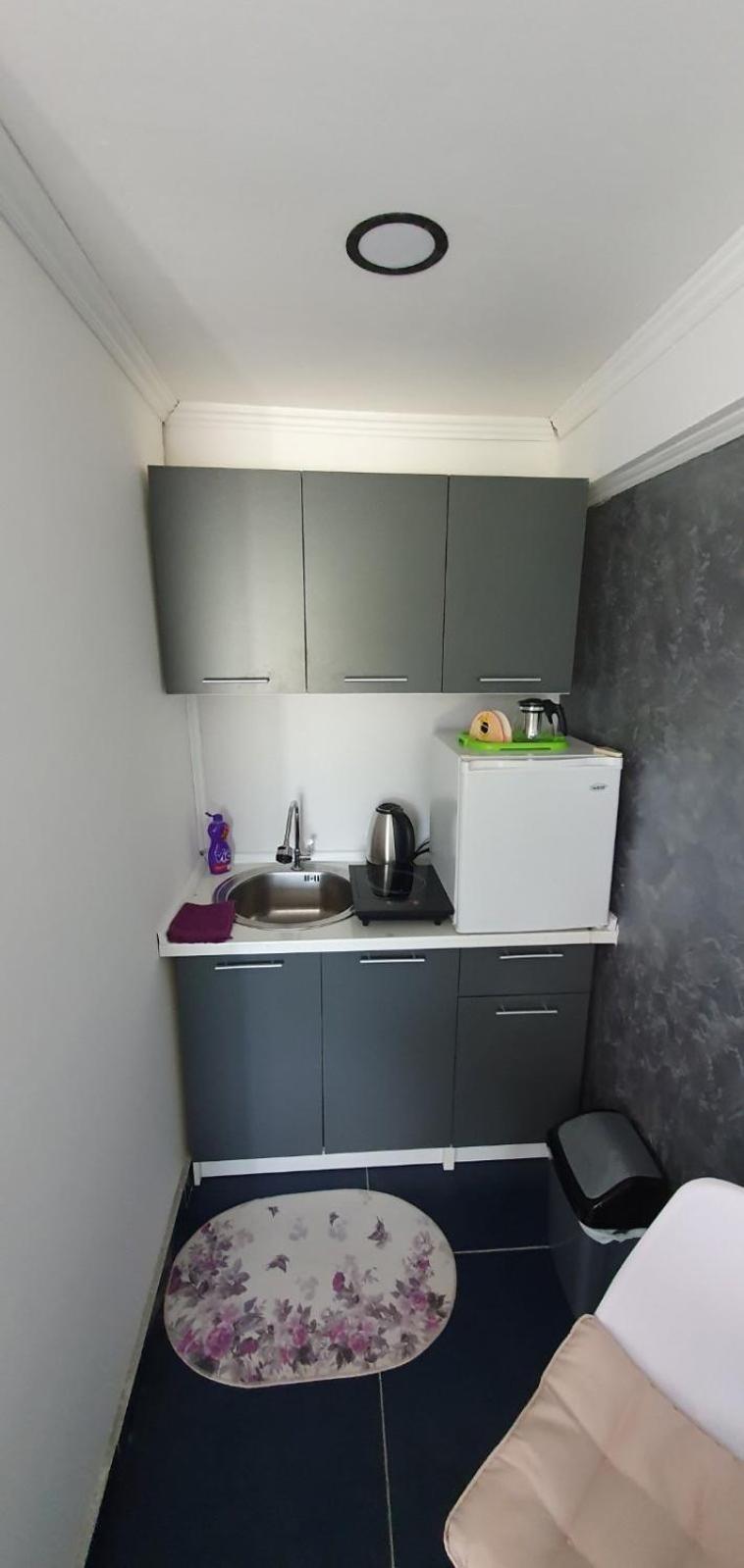 Mitrovici  Cozzy Apartment Near The Aiport Podgorica מראה חיצוני תמונה